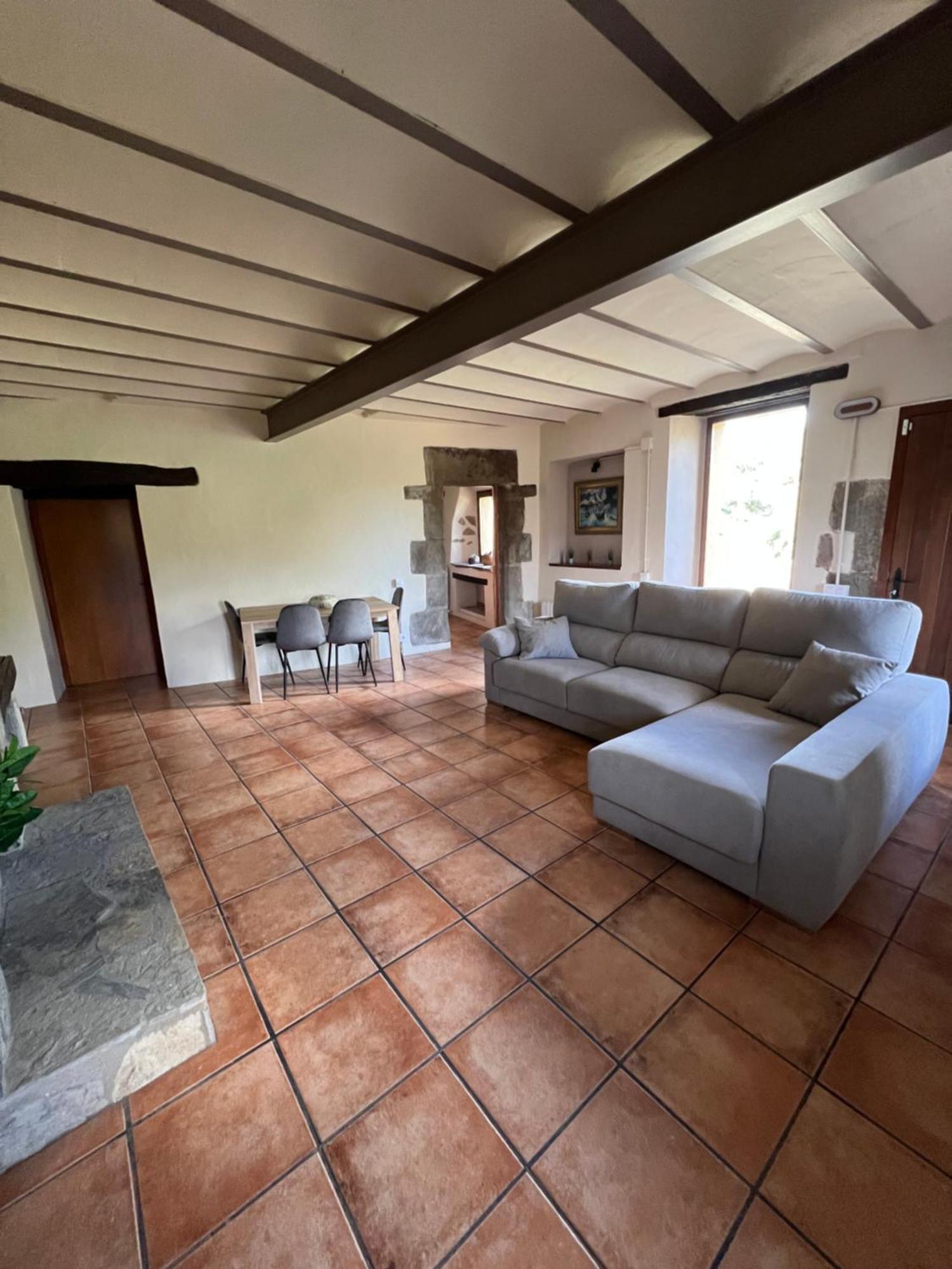 Casa Vella Del Cuni * Roda de Ter